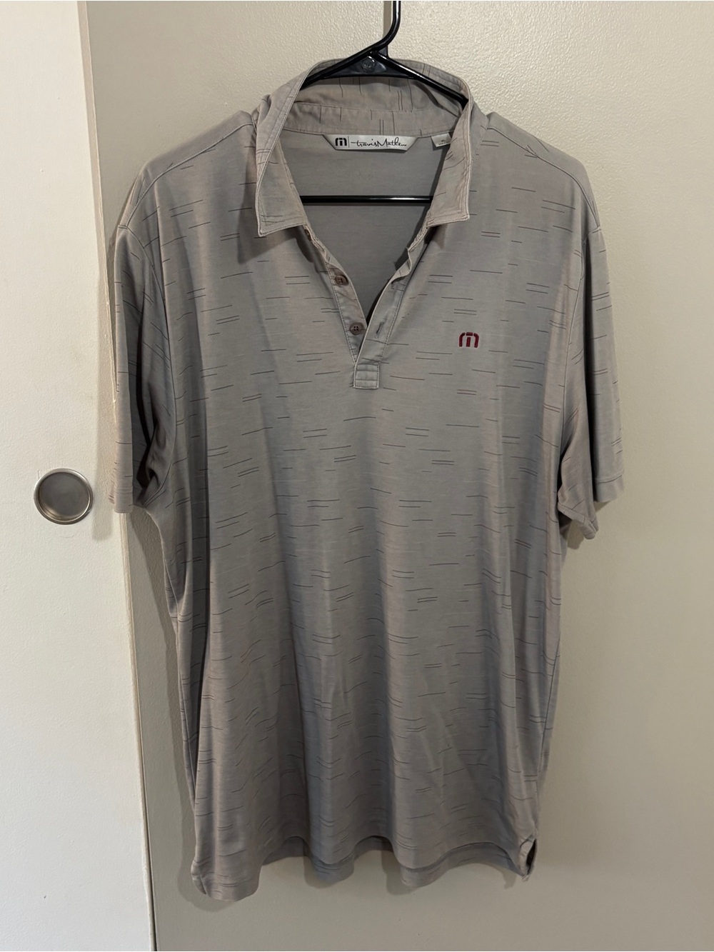 Travis Mathew Grey Short Sleeve Polo Shirt Golf Lightweight Size Men’s XL